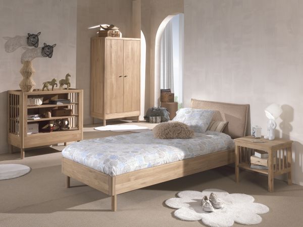 Set Einzelbett Schrank Nachtkonsole Beistellregal Lattenrost Eiche massiv geölt