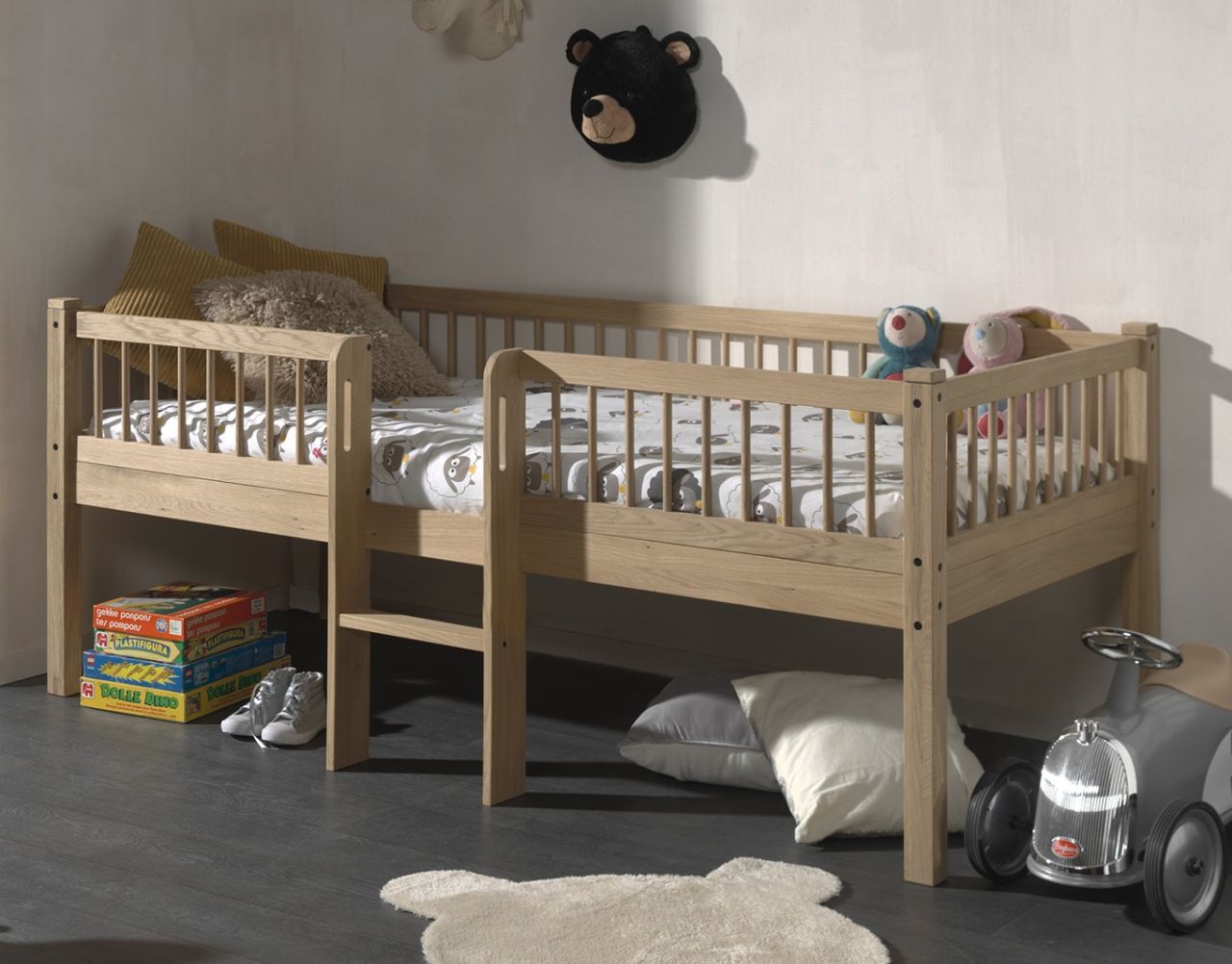Junior-Spielbett Höhe 85 Leiter Lattenrost 90x200 Eiche massiv natur geölt