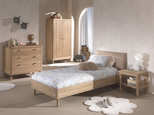 Set Einzelbett Schrank 2T Nachtkonsole Kommode Lattenrost Eiche massiv geölt