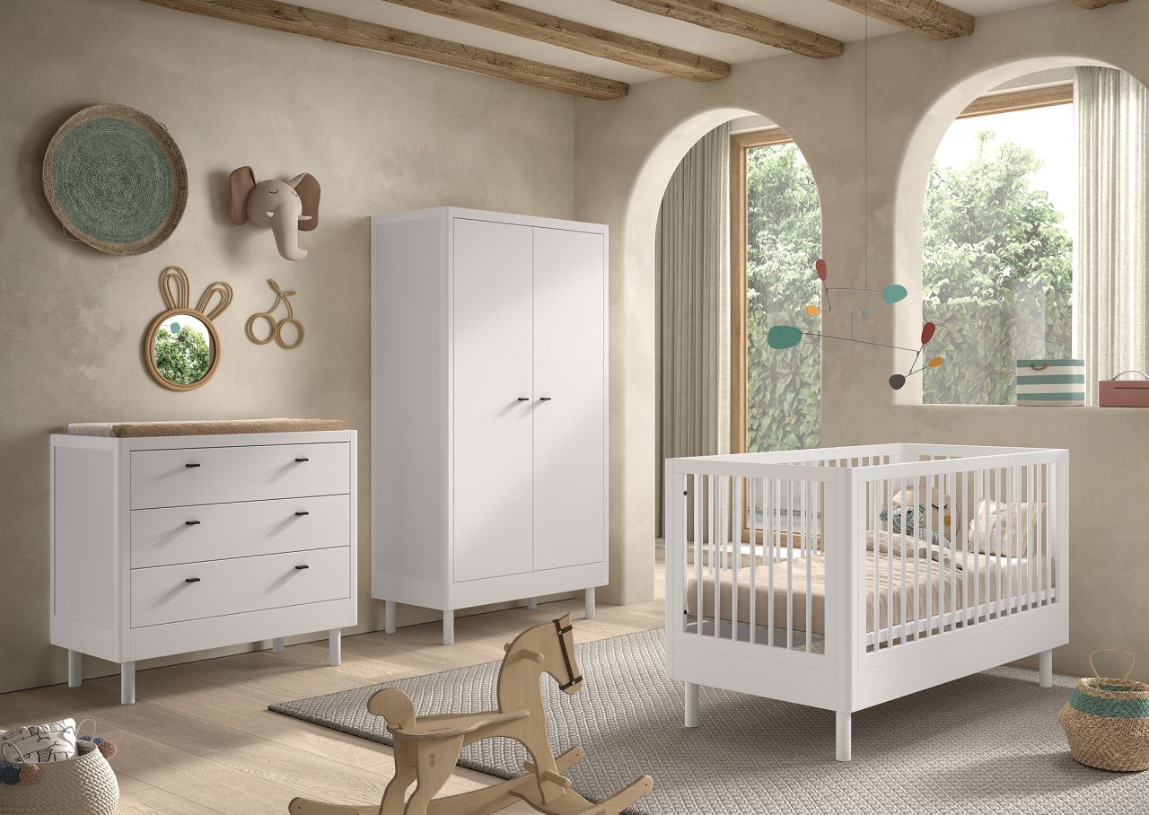 Set Babybett Kommode Schrank Kinderzimmer Babyzimmer Buche massiv Weiß lackiert